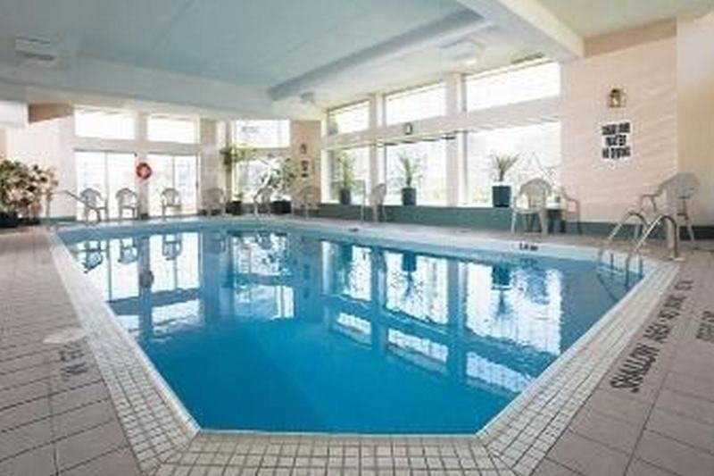 Hotel Travelodge By Wyndham Lundys Lane Niagara Falls
