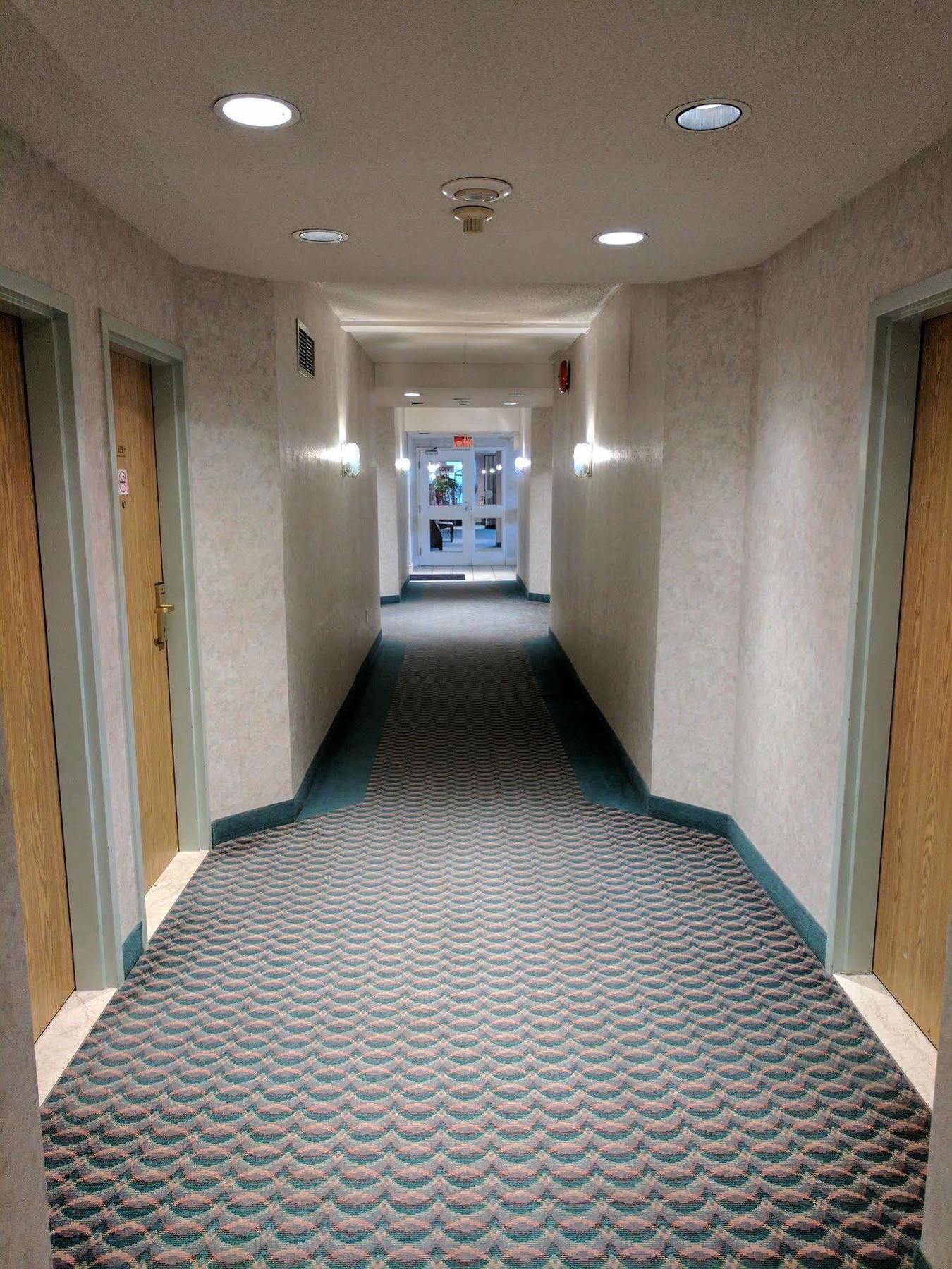 Travelodge By Wyndham Lundys Lane