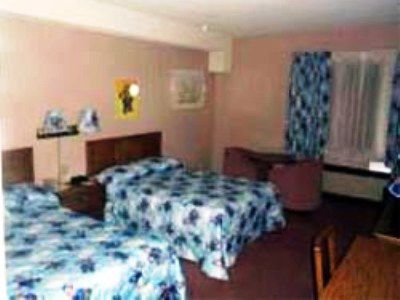 Travelodge By Wyndham Lundys Lane Hotel Niagara Falls